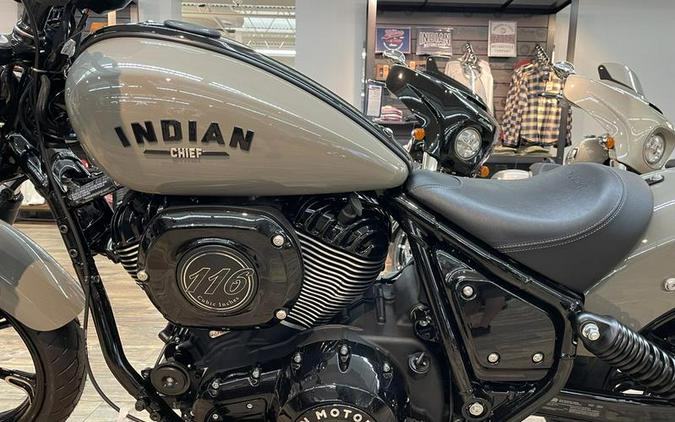 2023 Indian Motorcycle® Chief Dark Horse® Quartz Gray