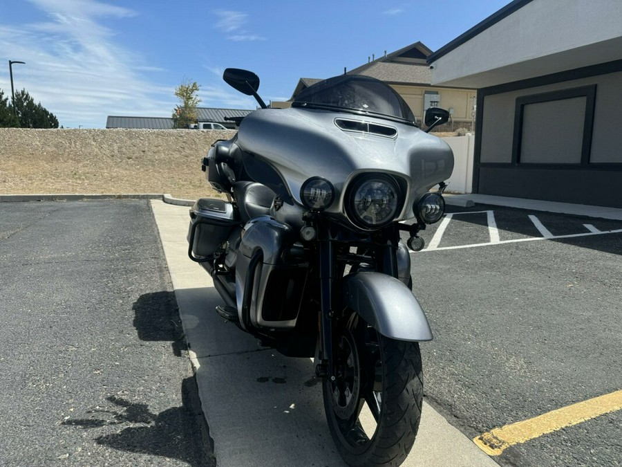 2019 Harley-Davidson CVO Limited Magnetic Gray Fade