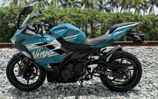 2021 Kawasaki Ninja® 400 ABS Pearl Nightshade Teal/Metallic Spark Black