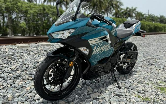 2021 Kawasaki Ninja® 400 ABS Pearl Nightshade Teal/Metallic Spark Black