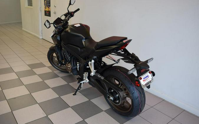 2026 Honda® CB650R E-Clutch
