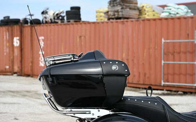 2023 Indian Motorcycle® Roadmaster® Black Metallic