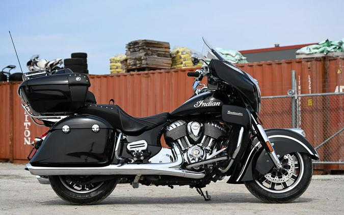 2023 Indian Motorcycle® Roadmaster® Black Metallic