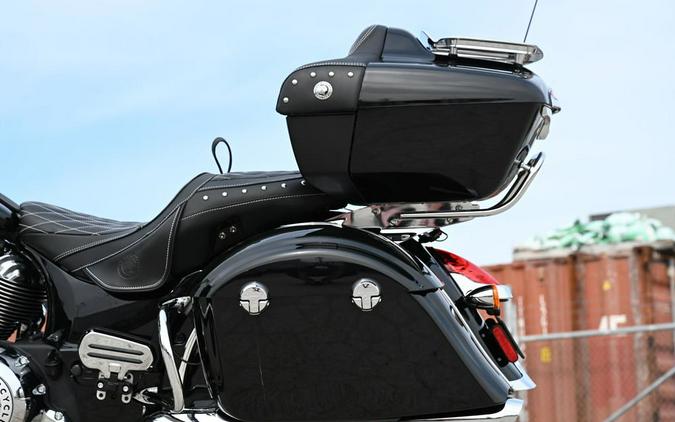 2023 Indian Motorcycle® Roadmaster® Black Metallic