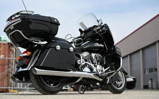 2023 Indian Motorcycle® Roadmaster® Black Metallic