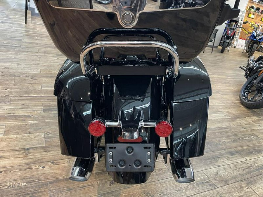 2023 Indian Motorcycle® Pursuit Limited with Premium Package Black Metallic