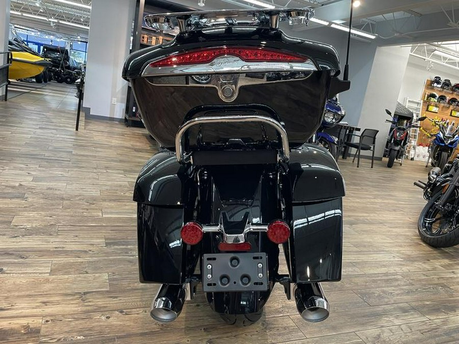 2023 Indian Motorcycle® Pursuit Limited with Premium Package Black Metallic