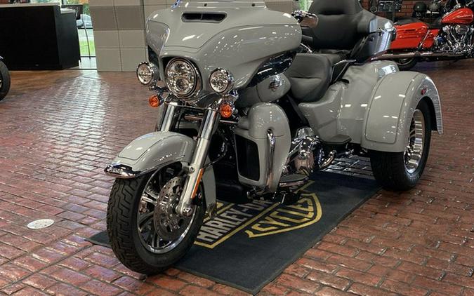 2024 Harley-Davidson Trike FLHTCUTG - Tri Glide Ultra