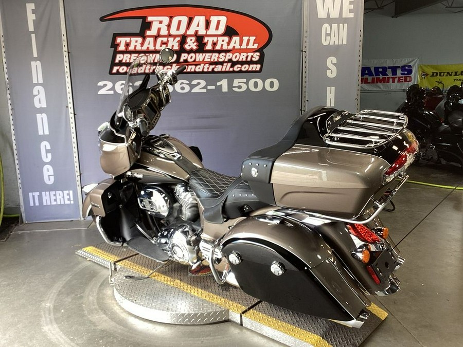 2018 Indian Motorcycle® Roadmaster® ABS Polish.Bronze Over Thund.Black w/Silver Pinst.