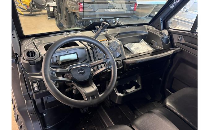 2026 Can-Am Defender MAX DPS HVAC CAB HD10