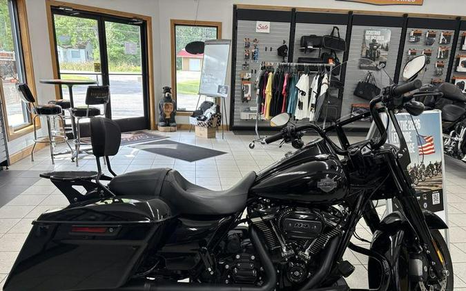 2025 Harley-Davidson® FLHRXS - Road King® Special