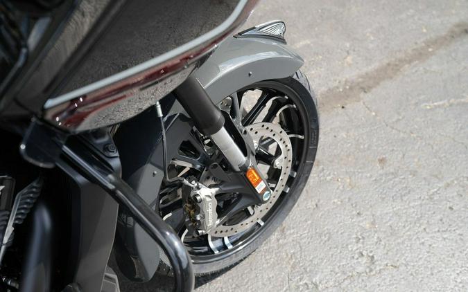 2026 Indian Motorcycle Challenger Dark Horse Signature Series