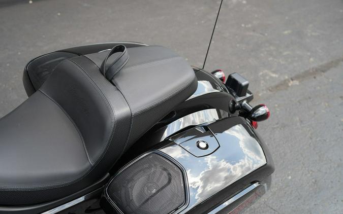 2026 Indian Motorcycle Challenger Dark Horse Signature Series