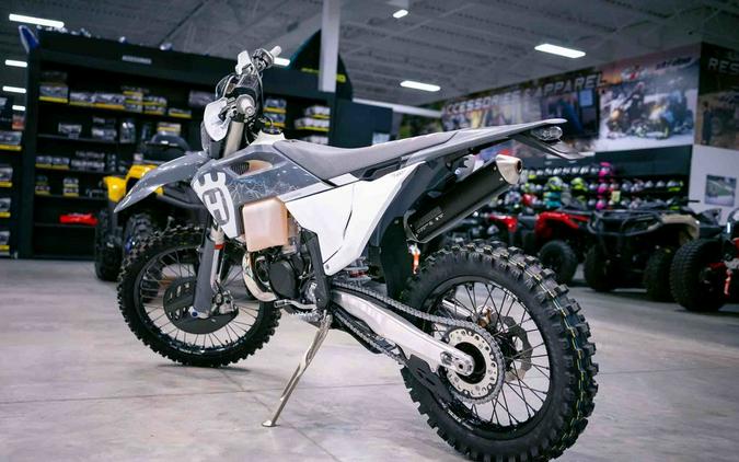 2024 Husqvarna® TE 300 Pro