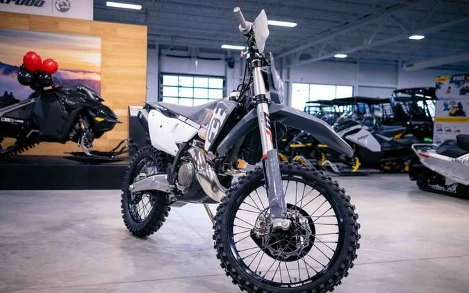 2024 Husqvarna® TE 300 Pro