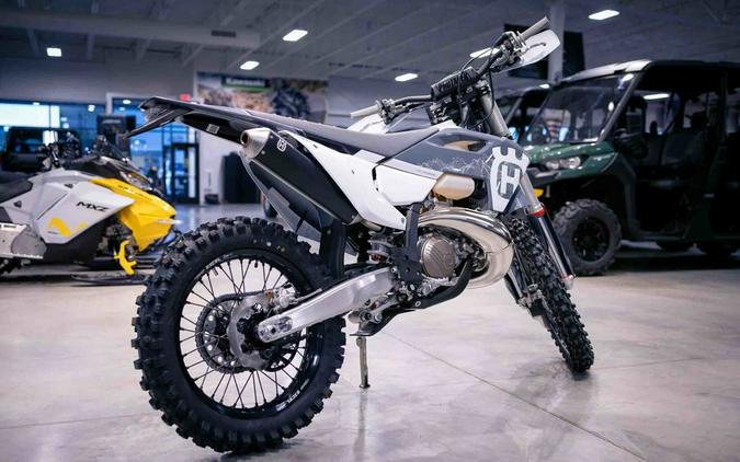 2024 Husqvarna® TE 300 Pro