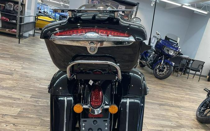 2023 Indian Motorcycle® Roadmaster® Black Metallic