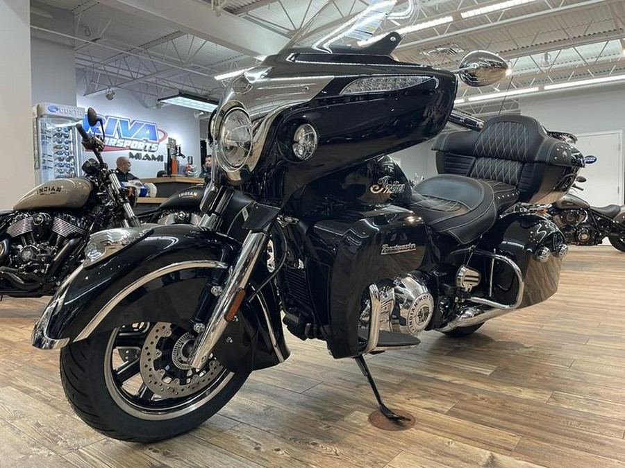 2023 Indian Motorcycle® Roadmaster® Black Metallic