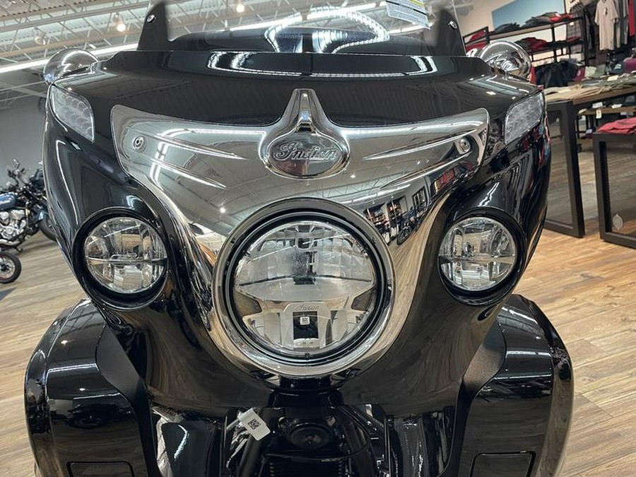 2023 Indian Motorcycle® Roadmaster® Black Metallic