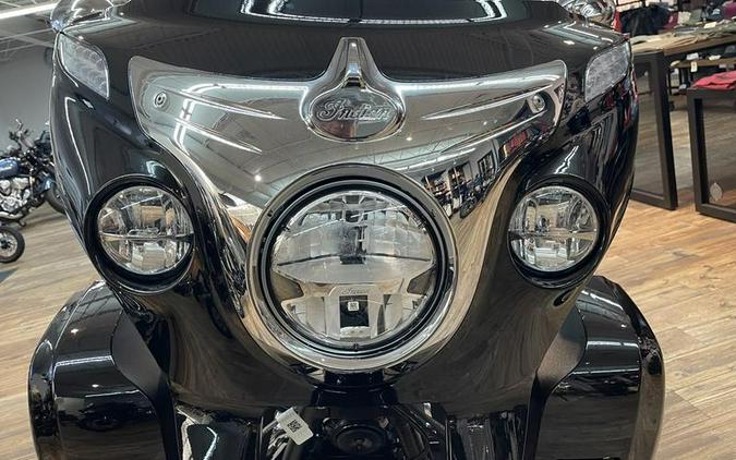 2023 Indian Motorcycle® Roadmaster® Black Metallic