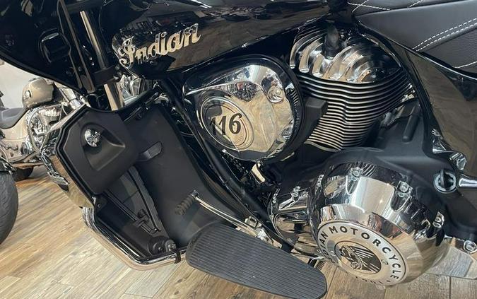 2023 Indian Motorcycle® Roadmaster® Black Metallic