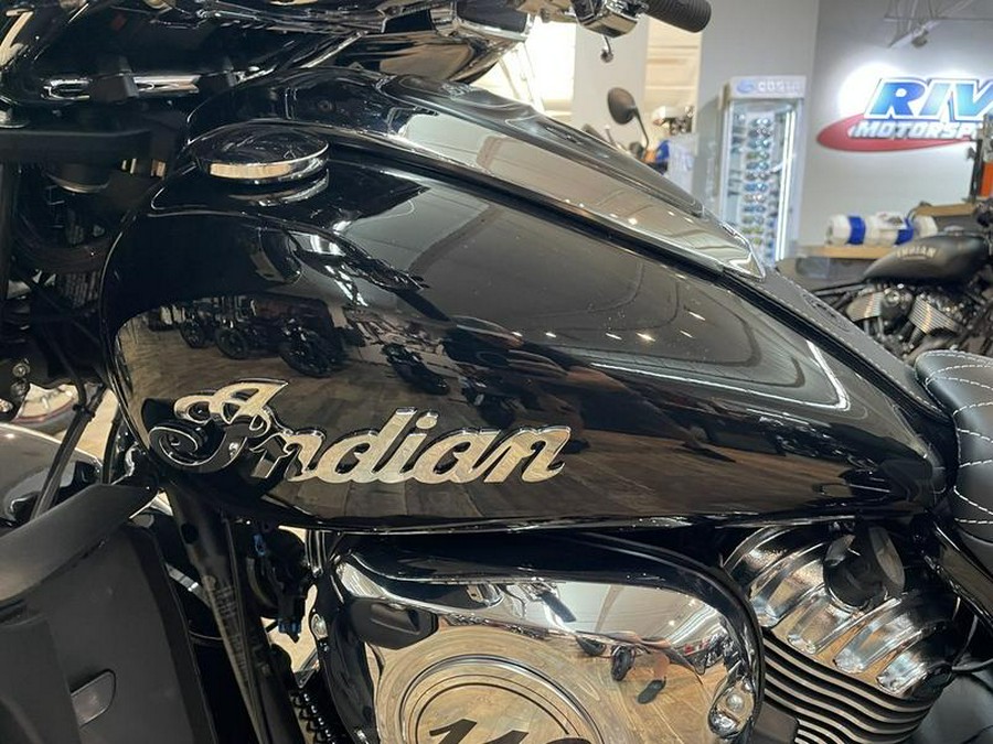 2023 Indian Motorcycle® Roadmaster® Black Metallic