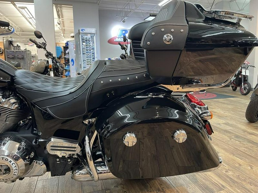 2023 Indian Motorcycle® Roadmaster® Black Metallic