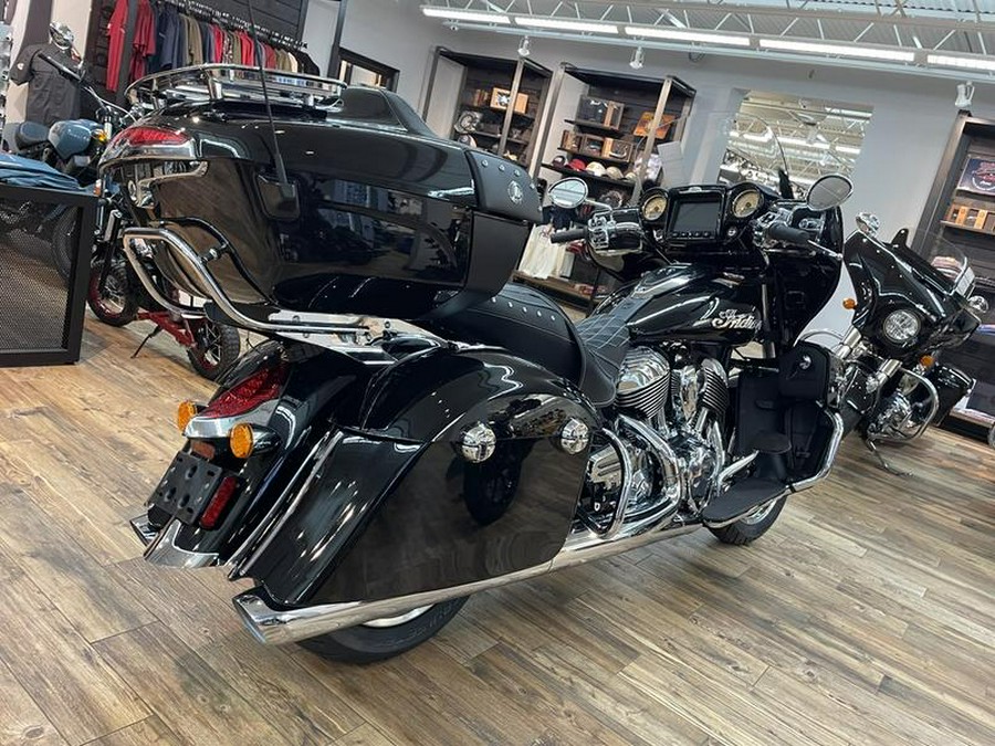 2023 Indian Motorcycle® Roadmaster® Black Metallic