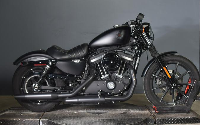 2022 Harley-Davidson Iron 883 Review [Air-Cooled Sportster]