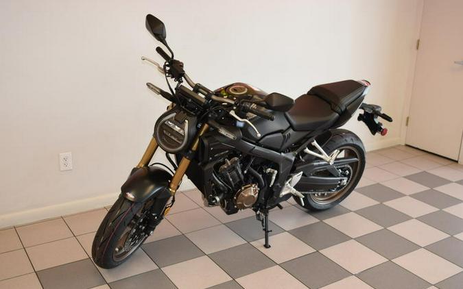 2026 Honda® CB650R E-Clutch