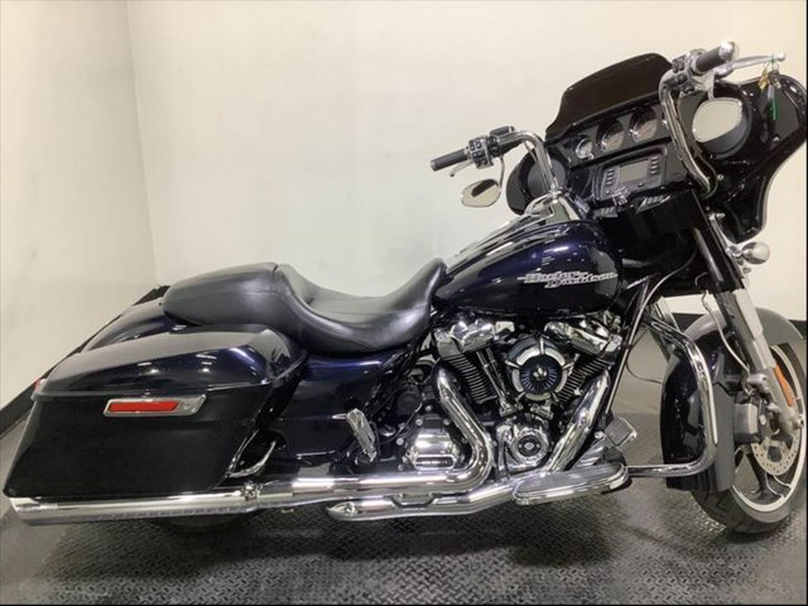 2019 Harley-Davidson Street Glide Base