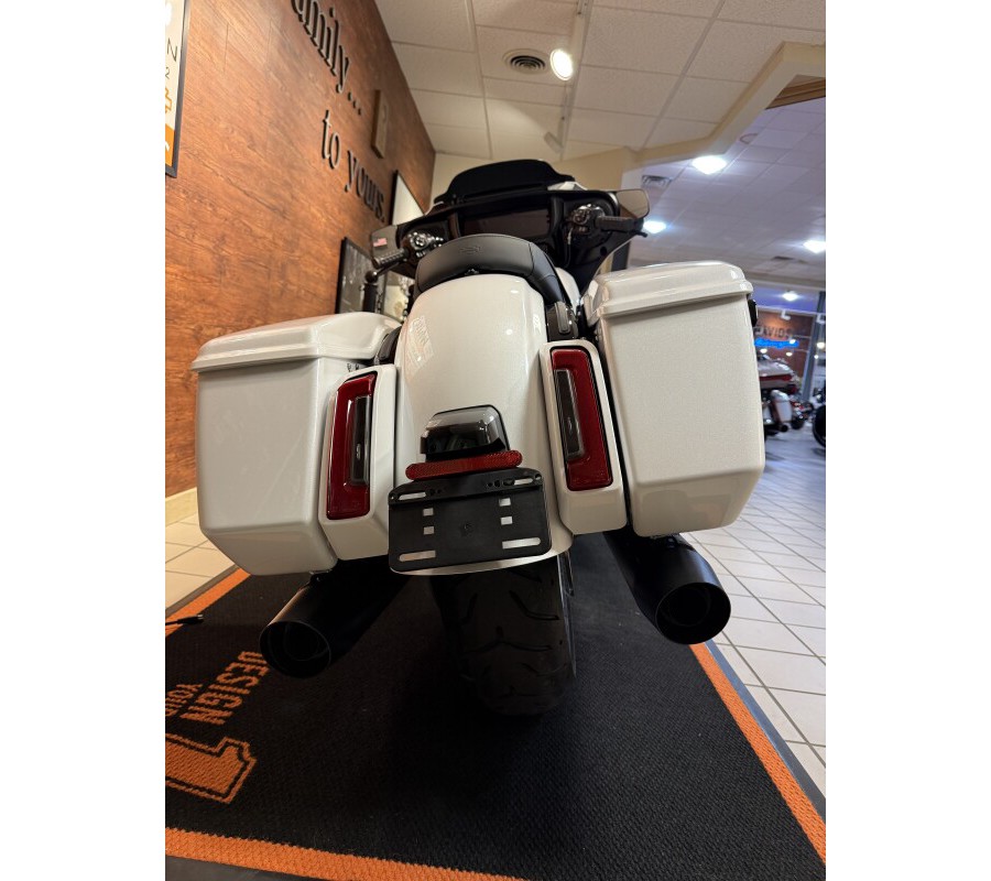 2025 H-D FLHX Street Glide 117ci