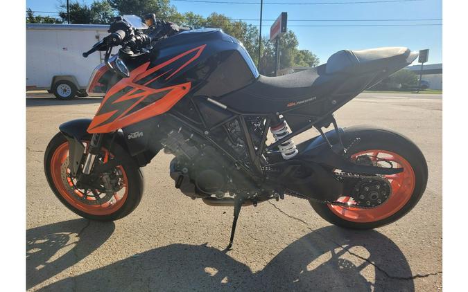 2019 KTM 1290 SUPER DUKE R