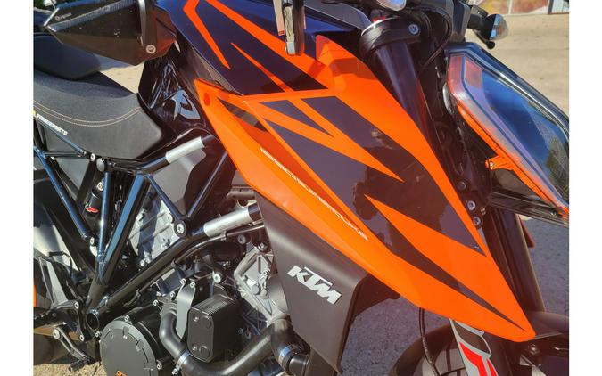 2019 KTM 1290 SUPER DUKE R