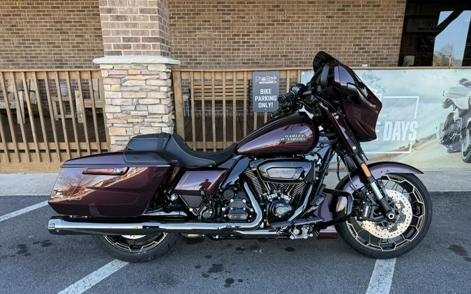 2024 Harley-Davidson CVO™ Street Glide® Copperhead