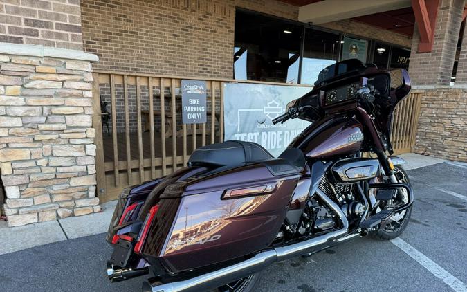 2024 Harley-Davidson CVO™ Street Glide® Copperhead