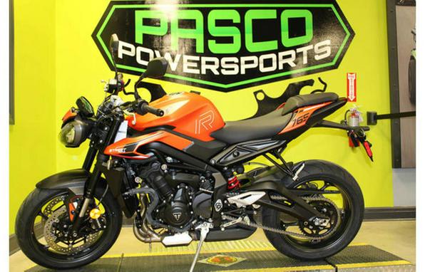 2025 Triumph Street Triple 765 R Matte Baja Orange R