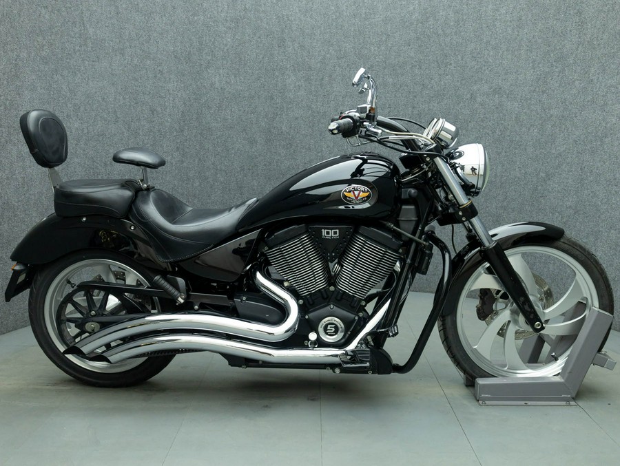 2006 VICTORY VEGAS 8 BALL