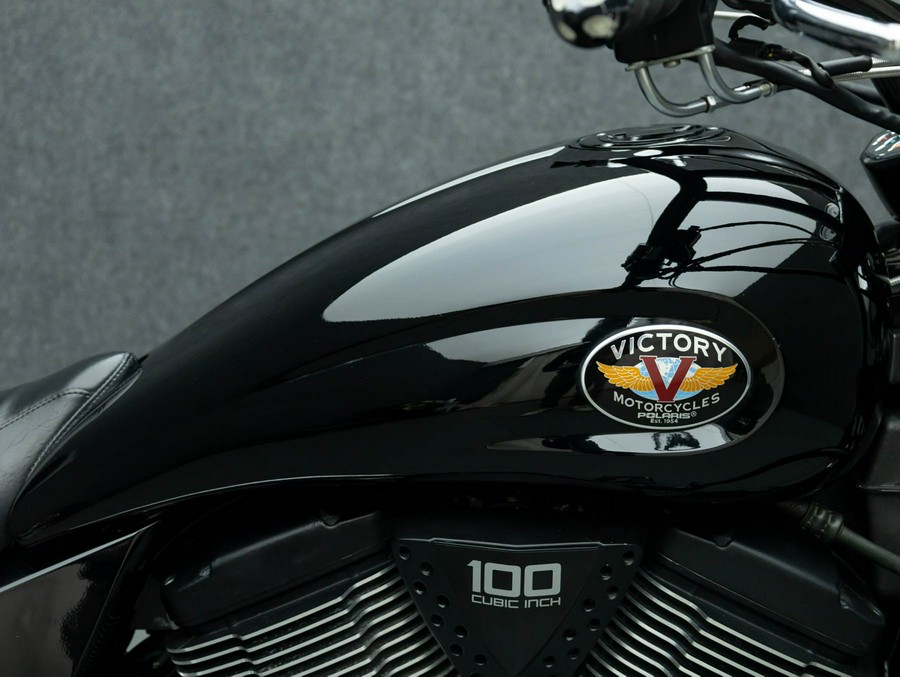 2006 VICTORY VEGAS 8 BALL