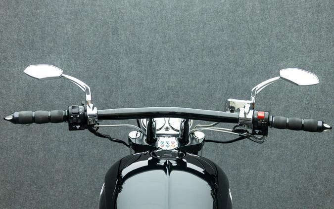 2006 VICTORY VEGAS 8 BALL