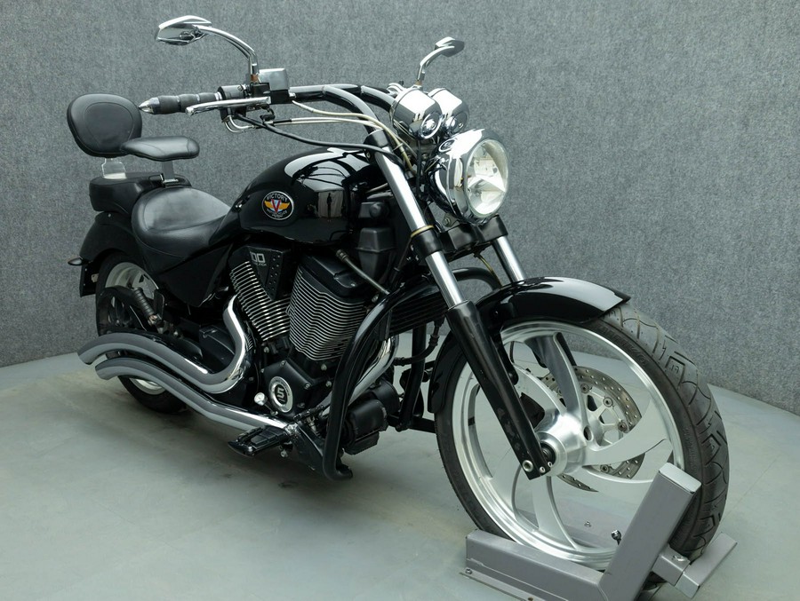 2006 VICTORY VEGAS 8 BALL