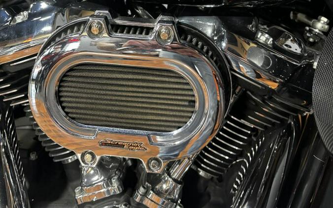 2022 Harley-Davidson® Street Glide® Special MDNT CRMSON/BLK W/PS