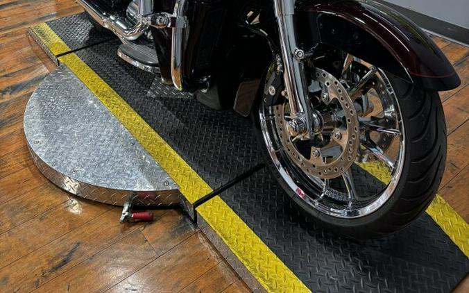 2022 Harley-Davidson® Street Glide® Special MDNT CRMSON/BLK W/PS