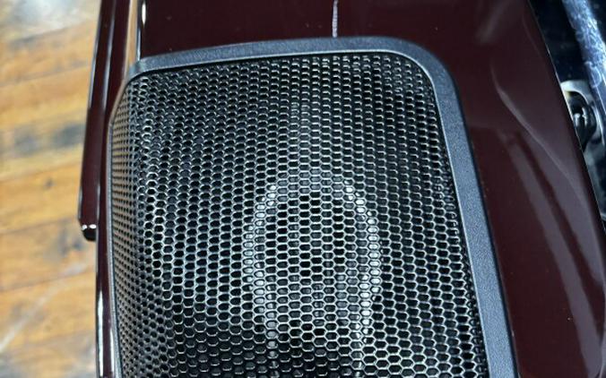 2022 Harley-Davidson® Street Glide® Special MDNT CRMSON/BLK W/PS