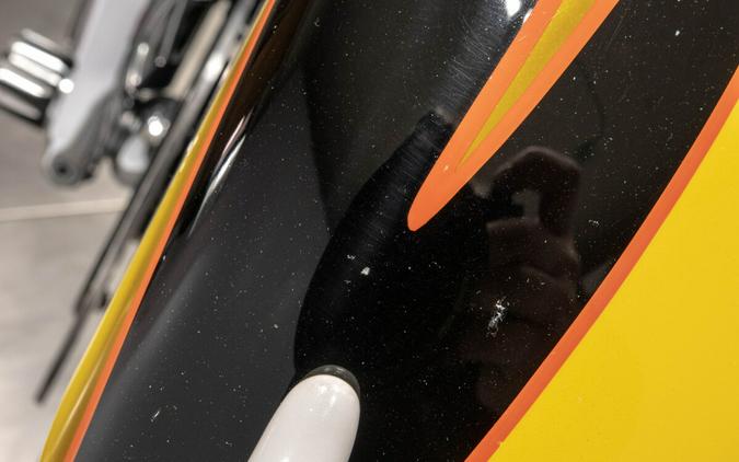 2015 HARLEY-DAVIDSON FLHXSE CVO STREET GLIDE in Scorching Yellow/Starfire Black