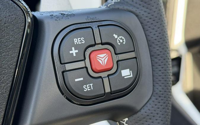 2026 Polaris Slingshot R Manual