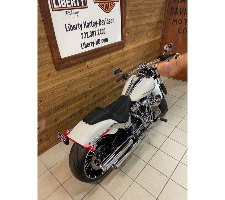 2024 Harley-Davidson Breakout White Onyx Pearl FXBR