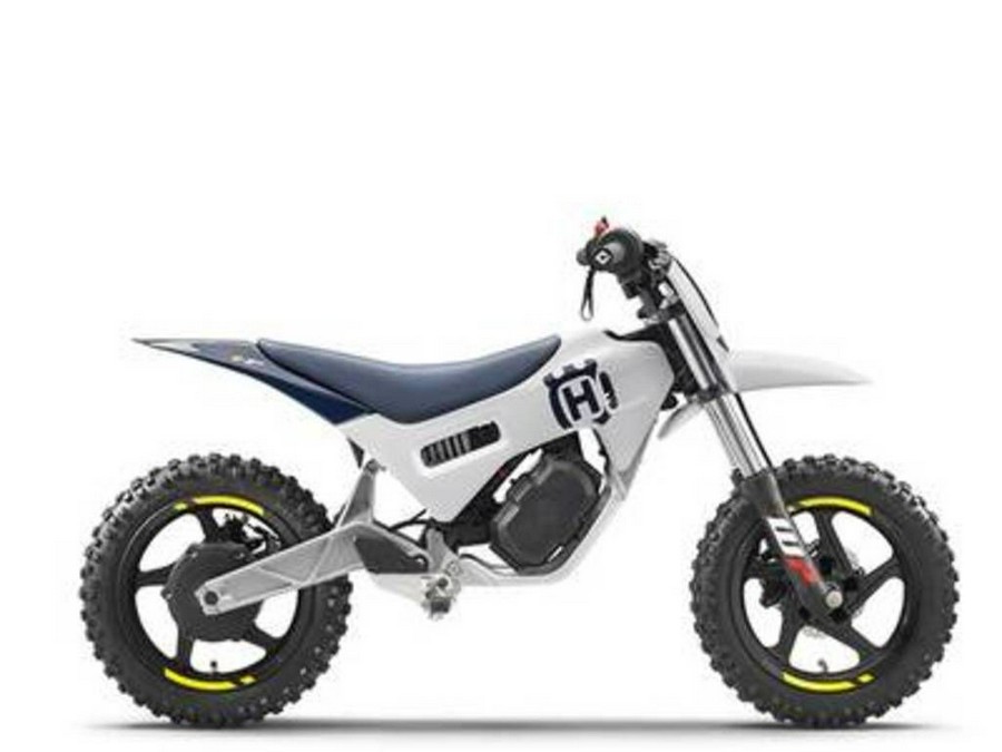 2024 Husqvarna EE 2