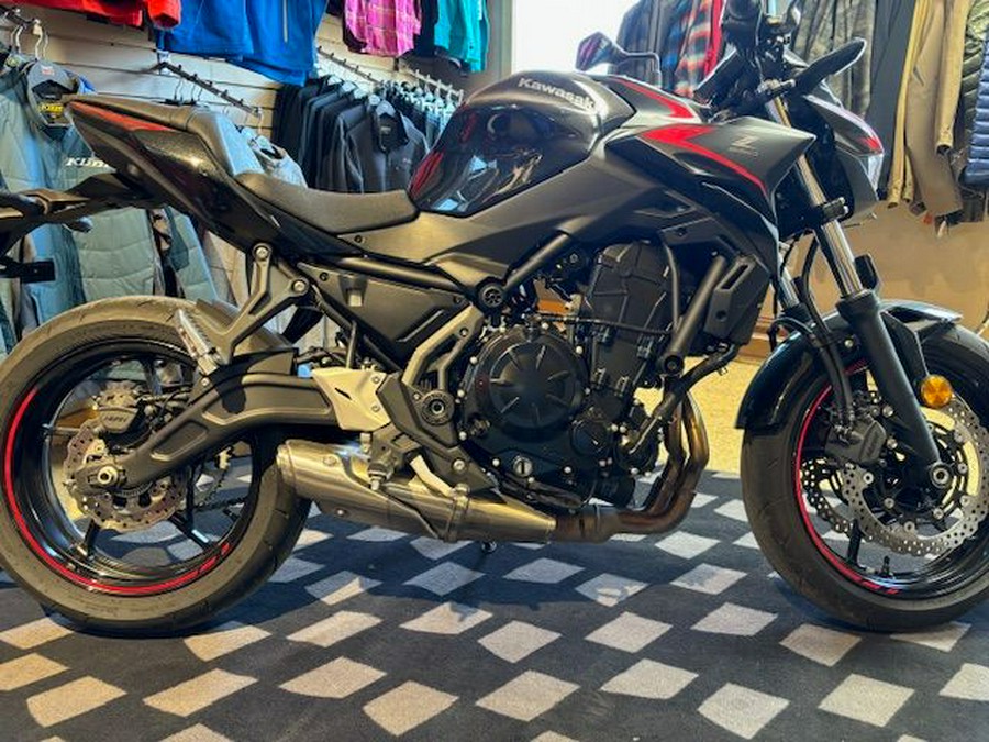 2023 Kawasaki Z650 Base