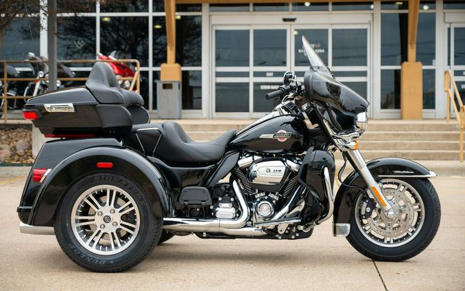 2024 Harley-Davidson® FLHTCUTG - Tri Glide® Ultra